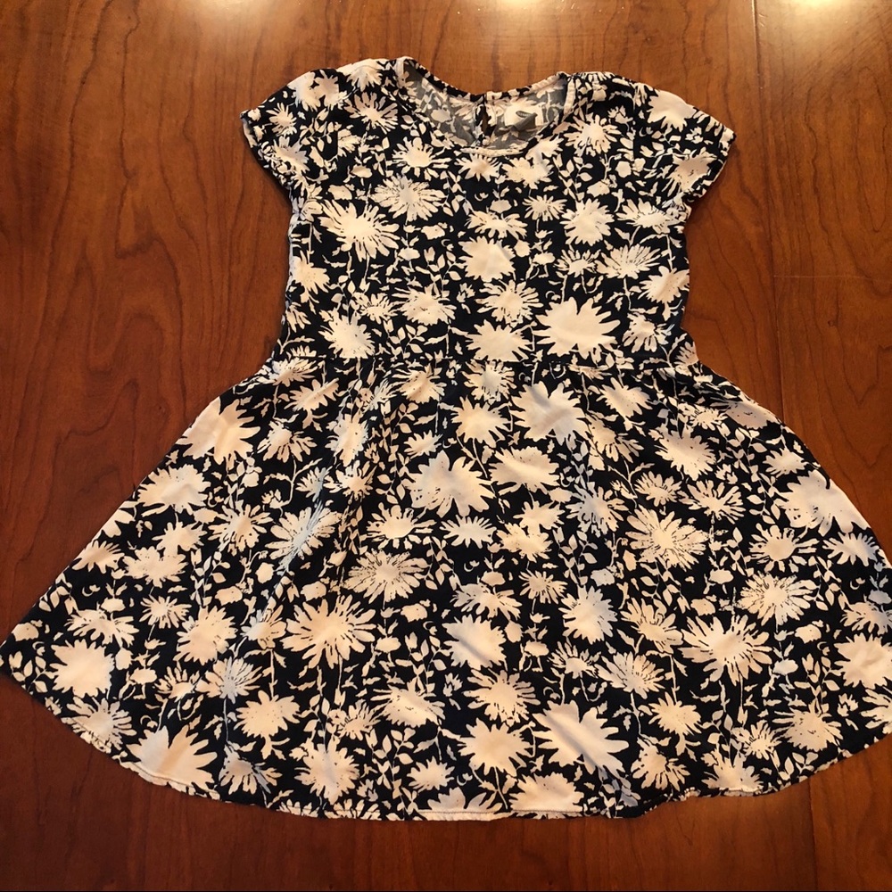 3/$25 Old Navy Black and White Floral A Line Dress